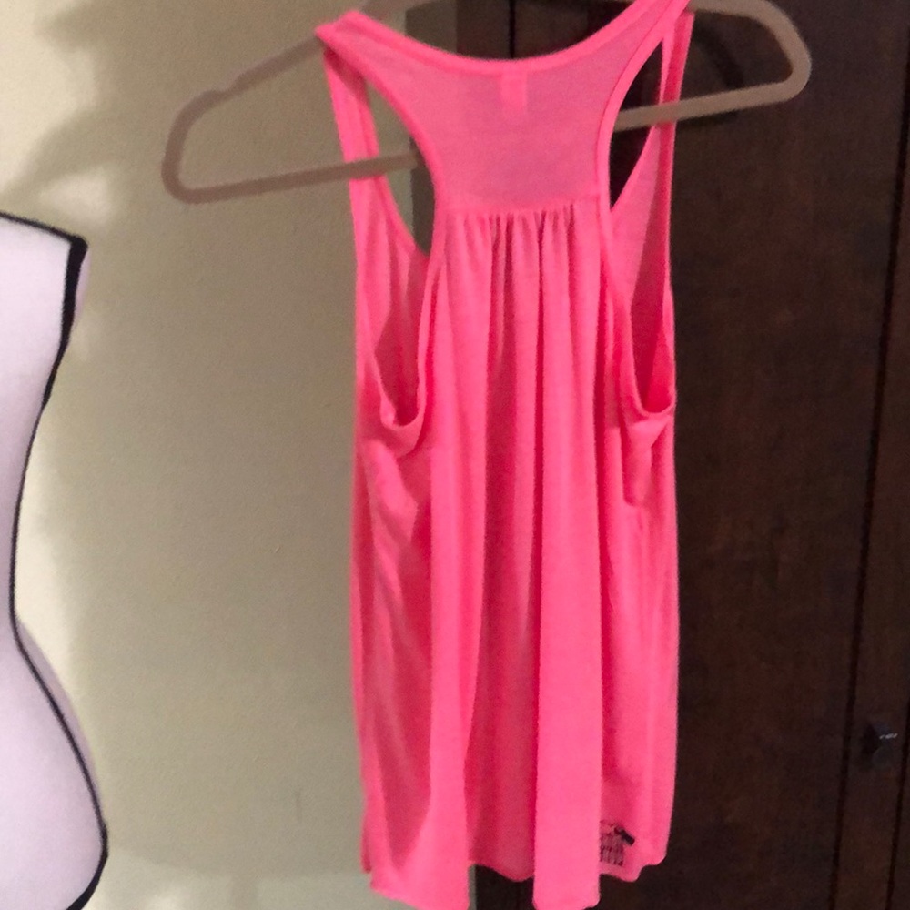 ❤️3/$20 LIKE NEW! tank top - Picture 4 of 4